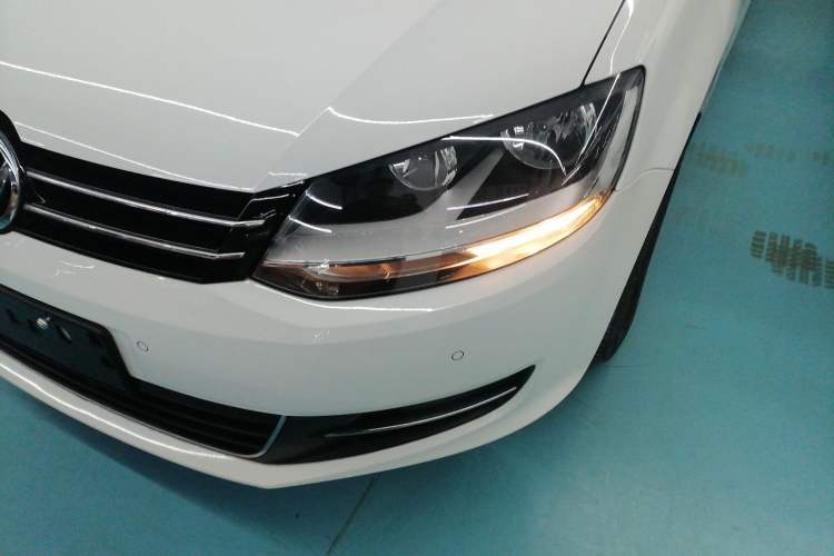 Used Volkswagen Sharan 2015 1.8TSI Comfort Model Left Front Headlight