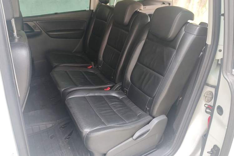 Used Volkswagen Sharan 2015 1.8TSI Comfort Model Left Rear Seat