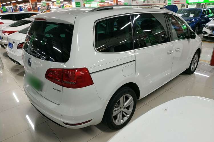 Used Volkswagen Sharan 2015 1.8TSI Comfort Model Right Side