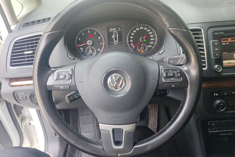 Used Volkswagen Sharan 2015 1.8TSI Comfort Model Steering Wheel