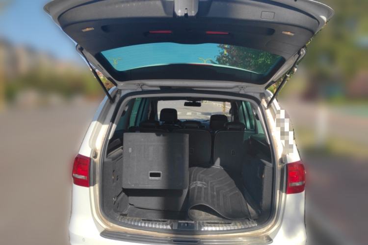 Used Volkswagen Sharan 2015 1.8TSI Comfort Model Trunk