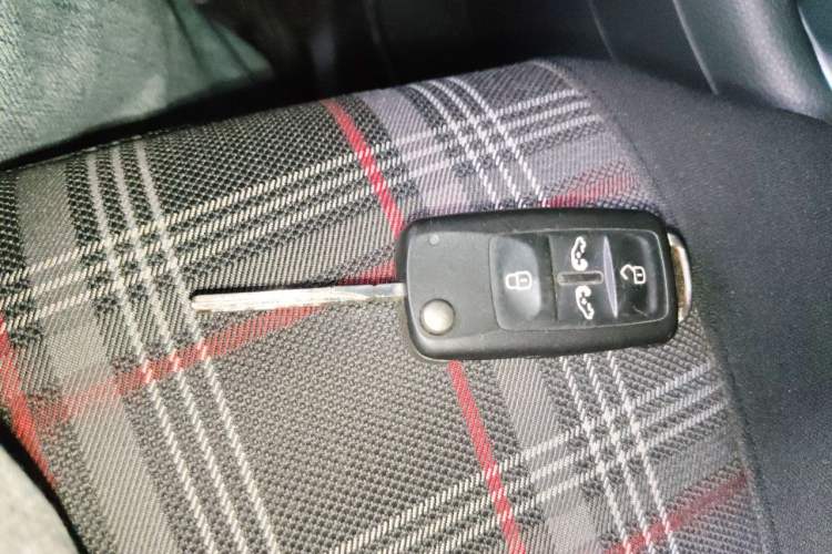 Used Volkswagen Sharan 2015 1.8TSI Comfort Model Vehicle Key