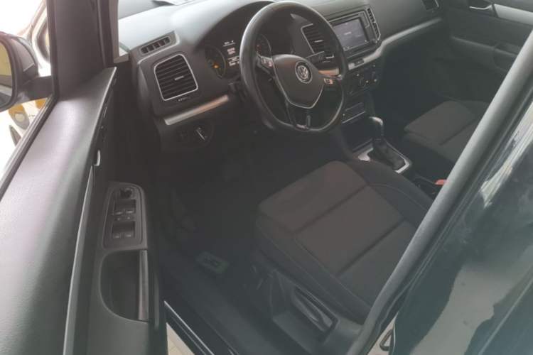 Used Volkswagen Sharan 2016 380TSI Comfort Edition 7-Seater Driver Seat