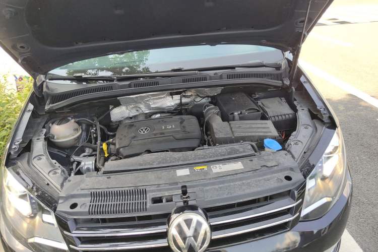 Used Volkswagen Sharan 2016 380TSI Luxury 7-Seater Engine Bay