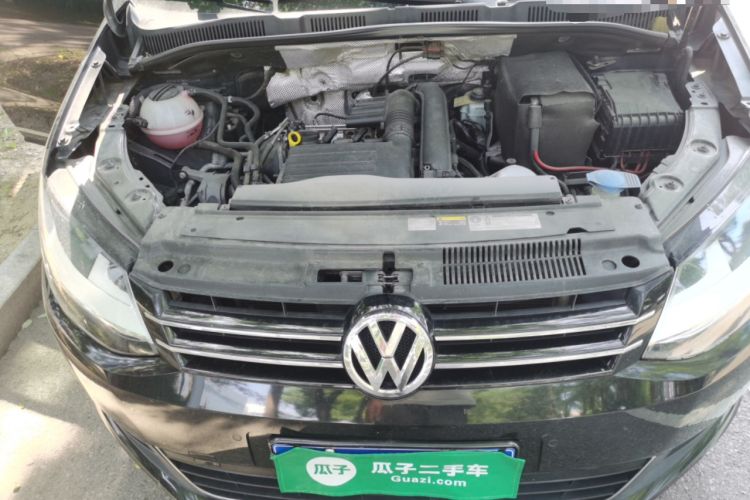 Used Volkswagen Sharan  Engine Bay