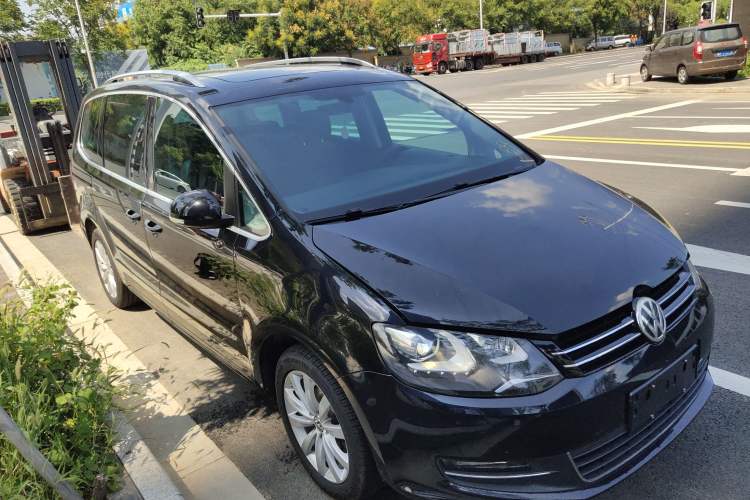 Used Volkswagen Sharan 2016 380TSI Luxury 7-Seater Exterior 2
