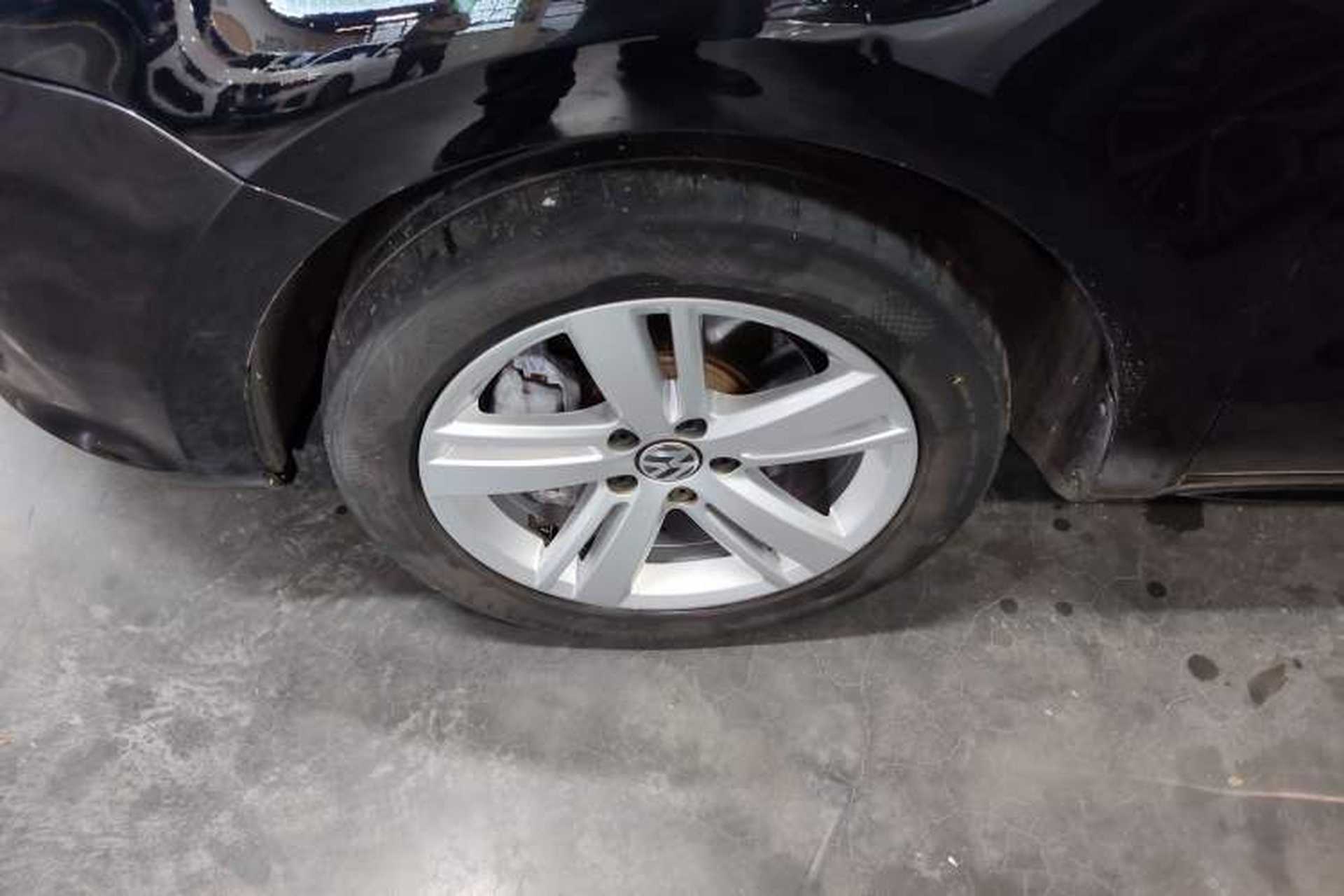 Used Volkswagen Sharan 2016 380TSI Comfort Edition 7-Seater Exterior 4