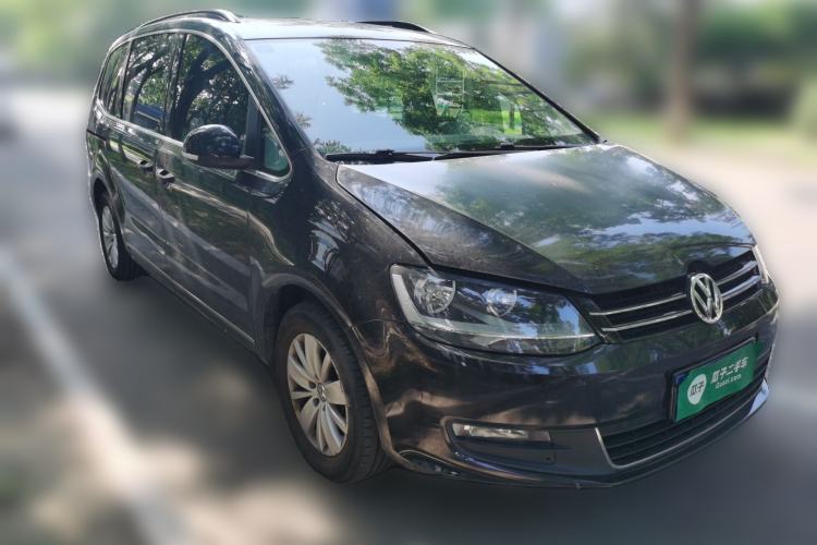 Used Volkswagen Sharan  Front Right 45 Deg