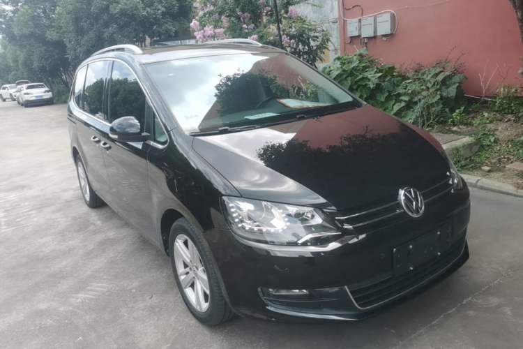 Used Volkswagen Sharan 2016 380TSI Comfort Edition 7-Seater Front Right 45 Deg