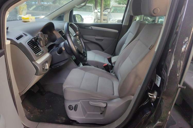 Used Volkswagen Sharan 2016 380TSI Comfort Edition 7-Seater Left Front Seat
