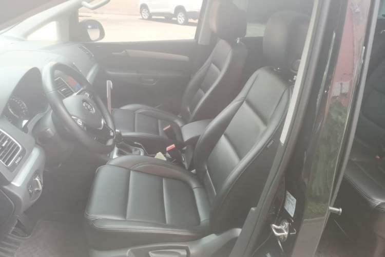 Used Volkswagen Sharan 2016 380TSI Comfort Edition 7-Seater Left Front Seat