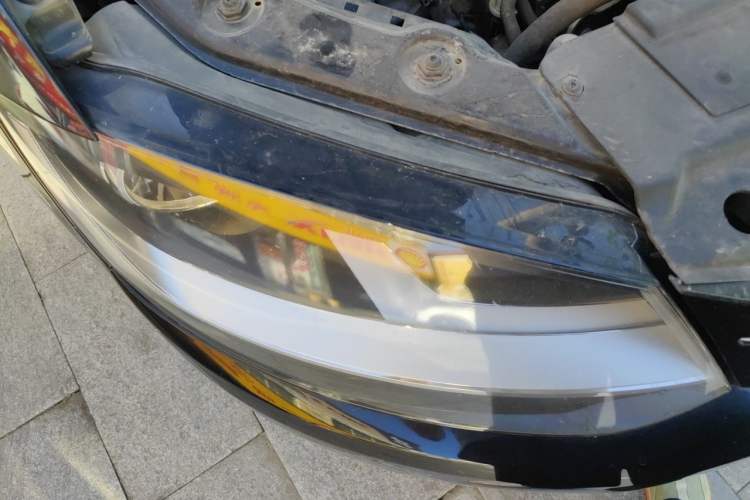 Used Volkswagen Sharan 2016 280TSI Enjoyment Model 7-Seater Right Front Headlight