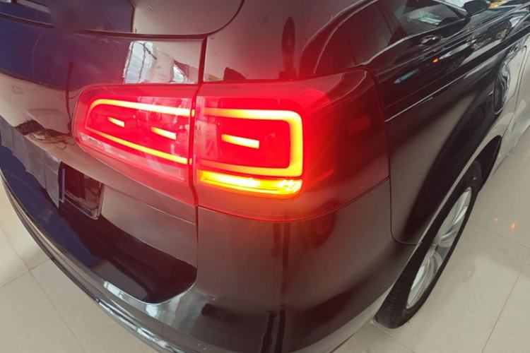 Used Volkswagen Sharan 2016 380TSI Luxury 7-Seater Right Rear Taillight