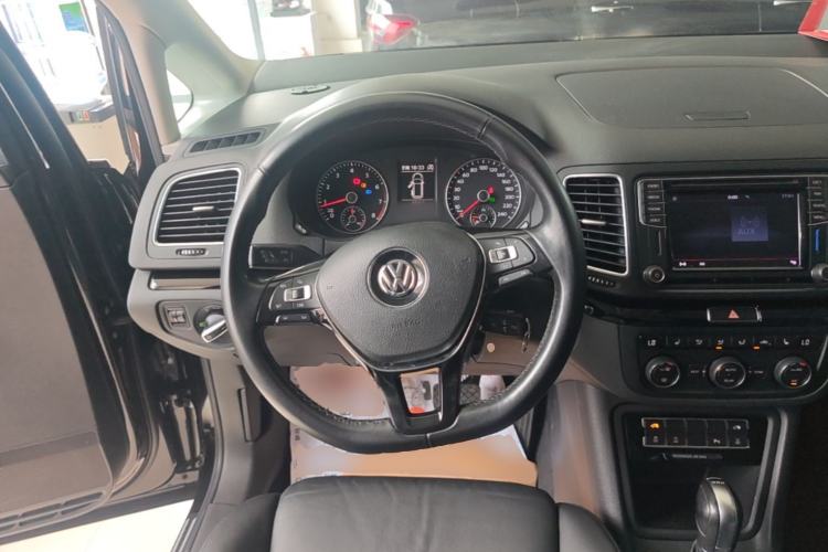Used Volkswagen Sharan 2016 380TSI Luxury 7-Seater Steering Wheel