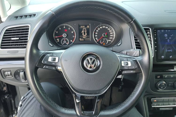 Used Volkswagen Sharan 2016 380TSI Luxury 7-Seater Steering Wheel