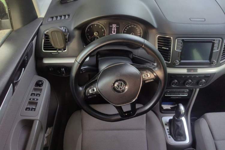 Used Volkswagen Sharan 2016 380TSI Comfort Edition 7-Seater Steering Wheel