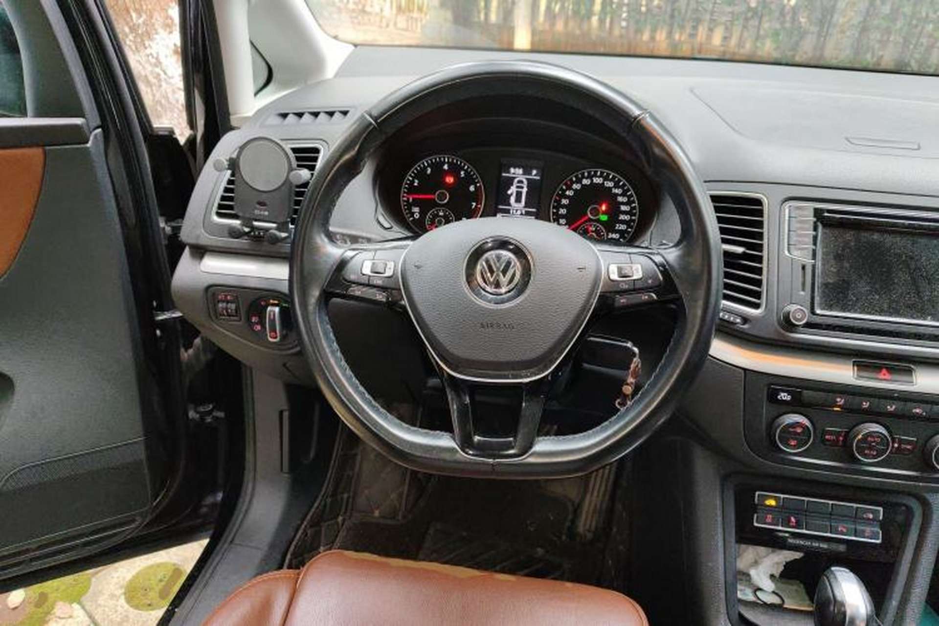 Used Volkswagen Sharan 2016 380TSI Comfort Edition 7-Seater Steering Wheel