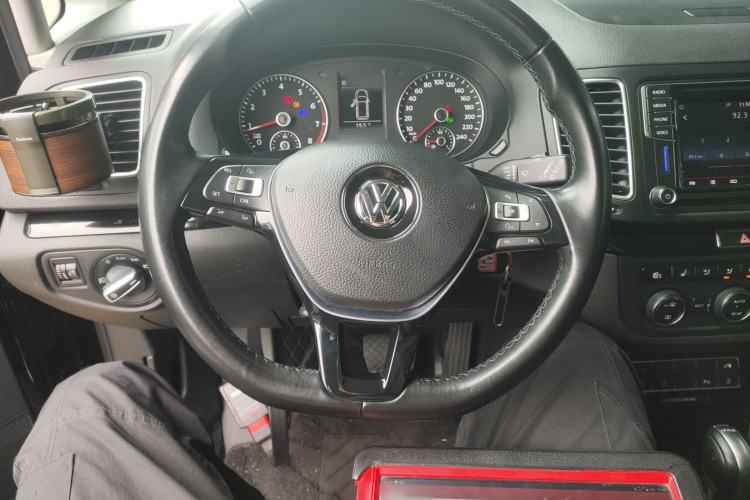 Used Volkswagen Sharan 2016 380TSI Luxury 7-Seater Steering Wheel