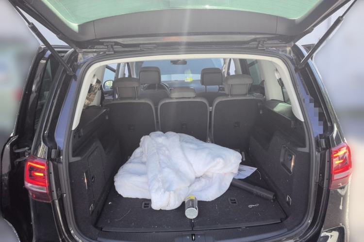 Used Volkswagen Sharan 2016 380TSI Comfort Edition 7-Seater Trunk