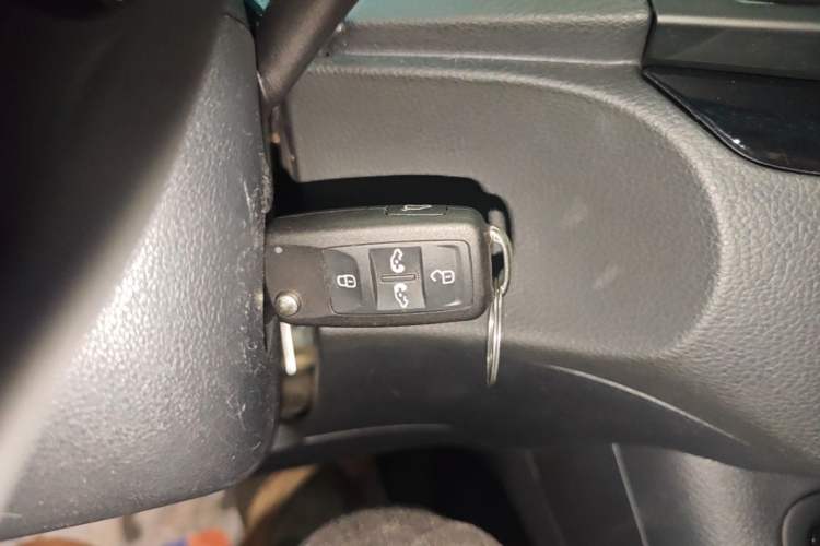 Used Volkswagen Sharan 2016 380TSI Luxury 7-Seater Vehicle Key