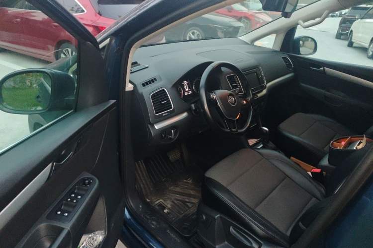 Used Volkswagen Sharan 2016 380TSI Comfort Edition 7-Seater Driver Seat
