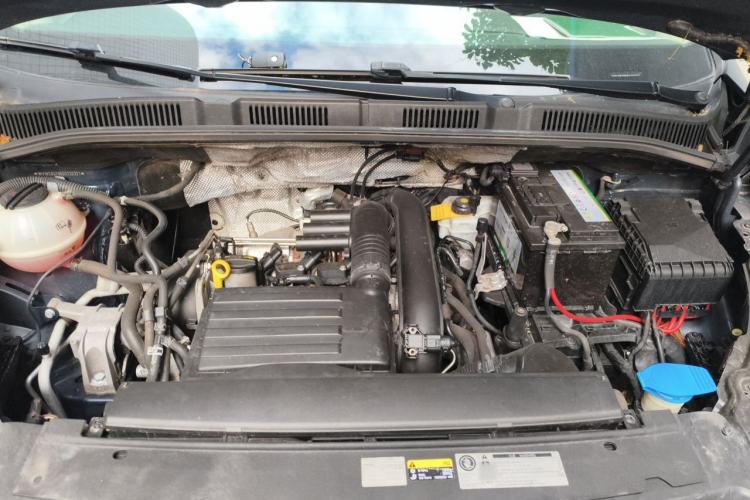 Used Volkswagen Sharan 2016 280TSI Enjoyment Model 7-Seater Engine Bay