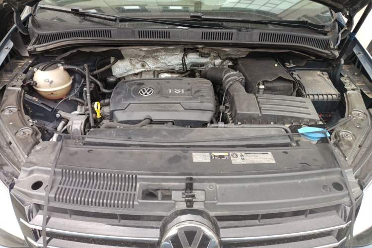 Used Volkswagen Sharan 2016 380TSI Clear Blue Limited Edition Engine Bay
