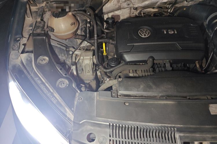Used Volkswagen Sharan 2016 380TSI Clear Blue Limited Edition Engine Bay Right