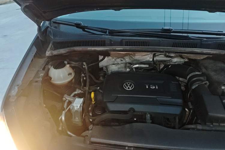 Used Volkswagen Sharan 2016 380TSI Comfort Edition 7-Seater Engine Bay Right