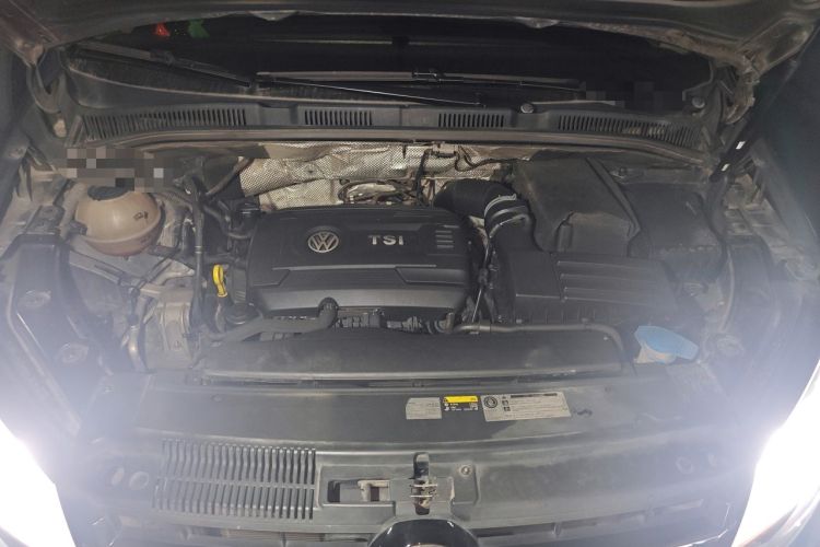 Used Volkswagen Sharan 2016 380TSI Clear Blue Limited Edition Engine Bay