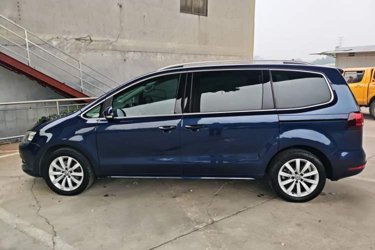 Used Volkswagen Sharan 2016 380TSI Luxury 7-Seater Exterior 3