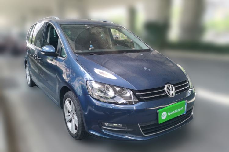Used Volkswagen Sharan 2016 380TSI Luxury 7-Seater Front Right 45 Deg