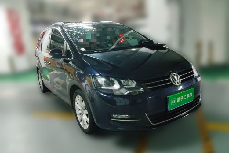 Used Volkswagen Sharan 2016 380TSI Luxury 7-Seater Front Right 45 Deg