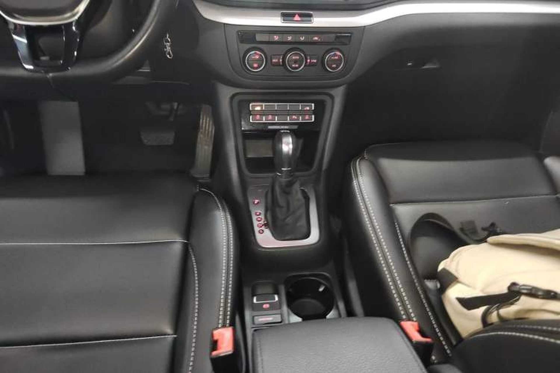 Used Volkswagen Sharan 2016 380TSI Comfort Edition 7-Seater Gear Lever