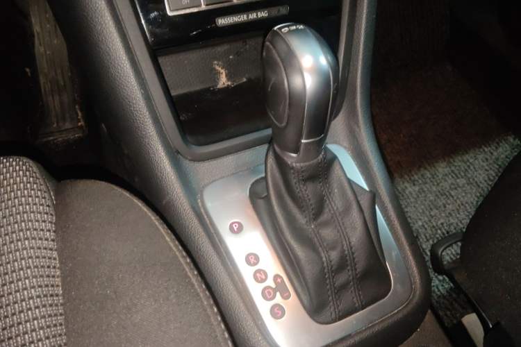 Used Volkswagen Sharan 2016 380TSI Comfort Edition 7-Seater Gear Lever