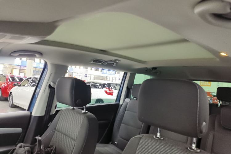 Used Volkswagen Sharan 2016 380TSI Comfort Edition 7-Seater Headliner