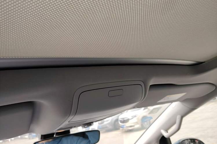 Used Volkswagen Sharan 2016 380TSI Comfort Edition 7-Seater Headliner