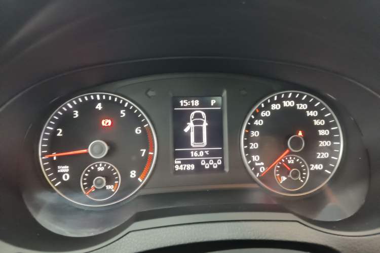Used Volkswagen Sharan 2016 380TSI Comfort Edition 7-Seater Instrument Cluster