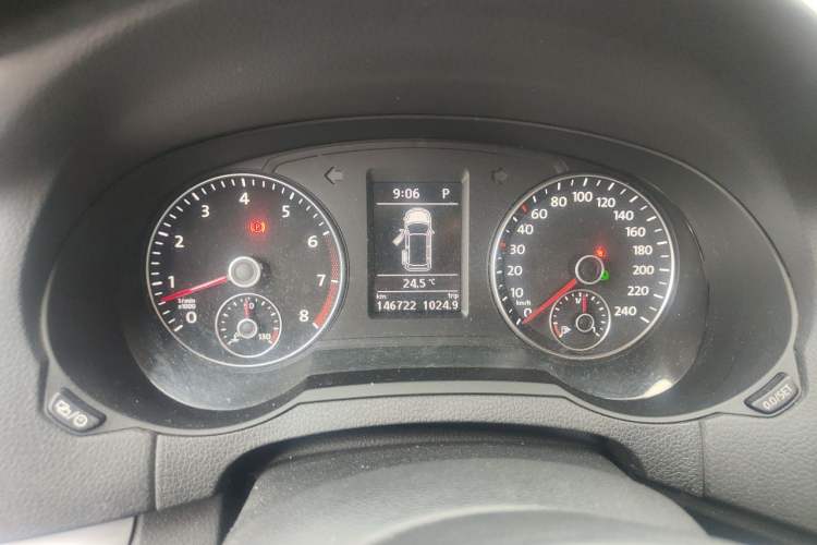 Used Volkswagen Sharan 2016 380TSI Comfort Edition 7-Seater Instrument Cluster