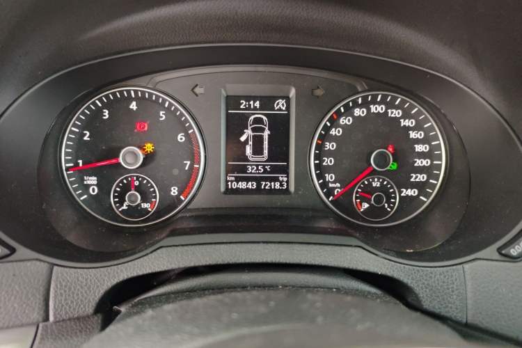 Used Volkswagen Sharan 2016 380TSI Clear Blue Limited Edition Instrument Cluster