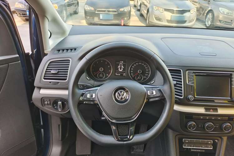 Used Volkswagen Sharan 2016 380TSI Comfort Edition 7-Seater Interior 2