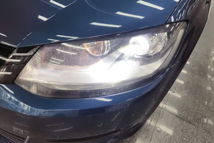 Used Volkswagen Sharan 2016 380TSI Comfort Edition 7-Seater Left Front Headlight