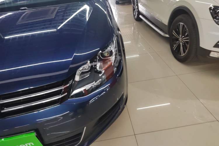Used Volkswagen Sharan 2016 380TSI Comfort Edition 7-Seater Left Front Headlight