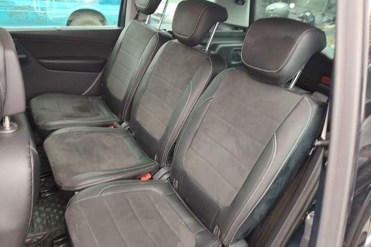 Used Volkswagen Sharan 2016 380TSI Comfort Edition 7-Seater Left Rear Seat