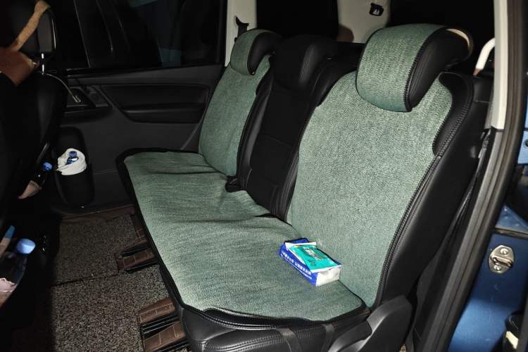 Used Volkswagen Sharan 2016 380TSI Clear Blue Limited Edition Left Rear Seat