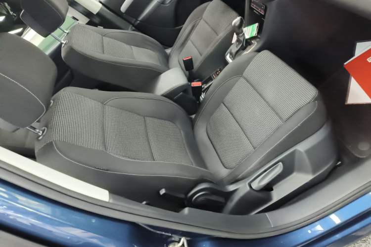 Used Volkswagen Sharan 2016 380TSI Comfort Edition 7-Seater Right Front Seat