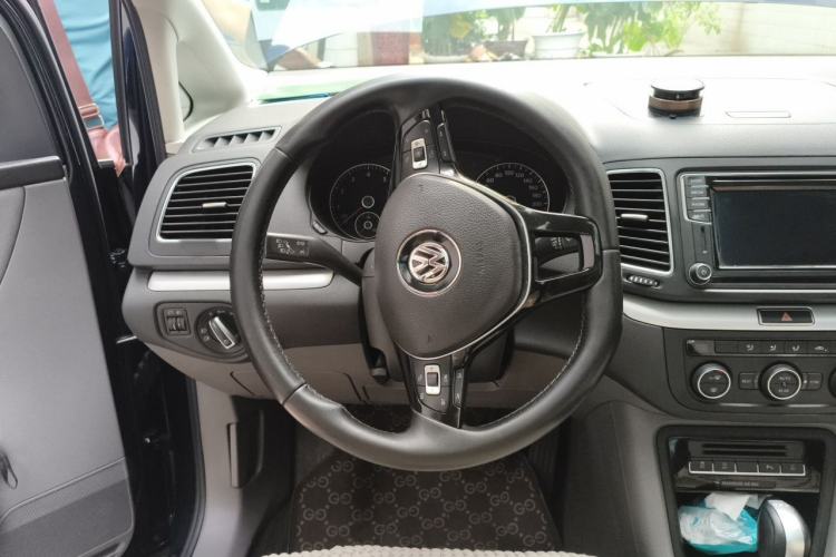Used Volkswagen Sharan 2016 280TSI Enjoyment Model 7-Seater Steering Wheel