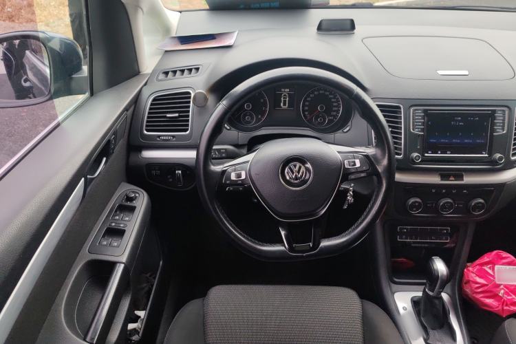 Used Volkswagen Sharan 2016 380TSI Comfort Edition 7-Seater Steering Wheel