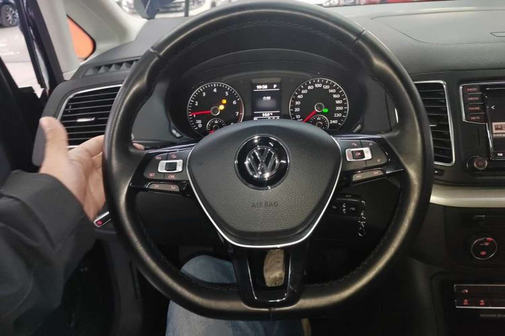 Used Volkswagen Sharan 2016 380TSI Comfort Edition 7-Seater Steering Wheel