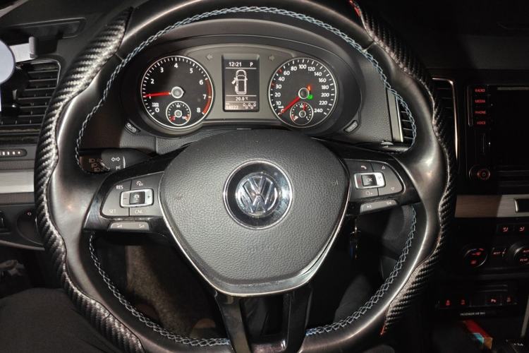 Used Volkswagen Sharan 2016 380TSI Clear Blue Limited Edition Steering Wheel